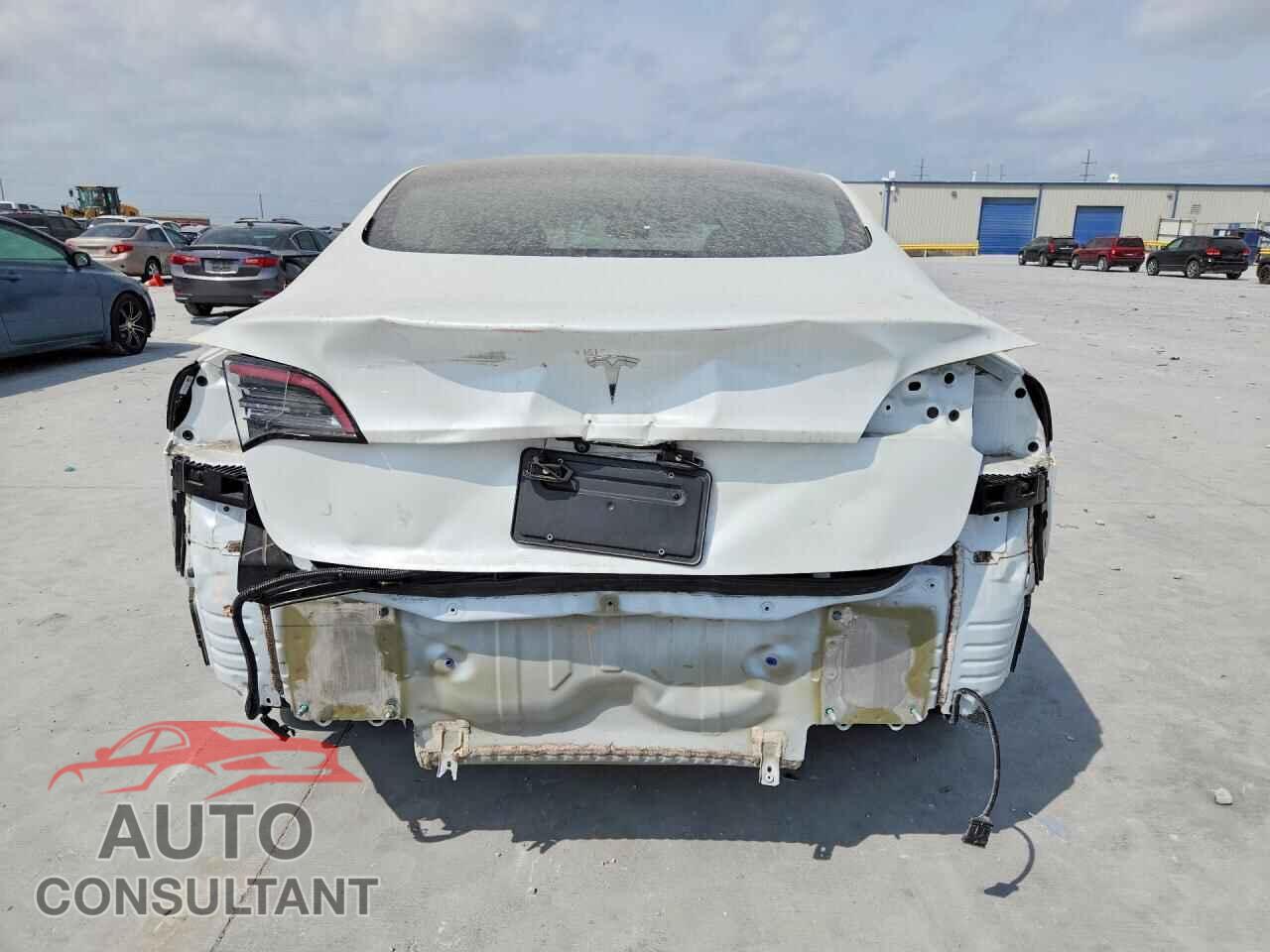 TESLA MODEL 3 2023 - 5YJ3E1EA9PF489855
