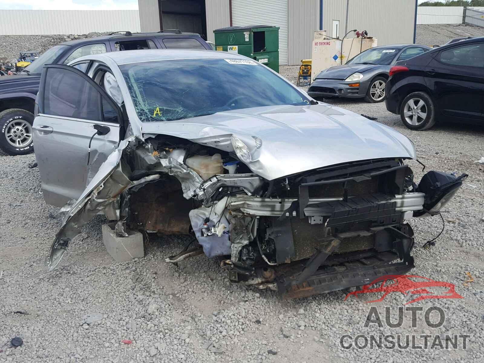 FORD FUSION 2015 - 1FA6P0G73F5105206