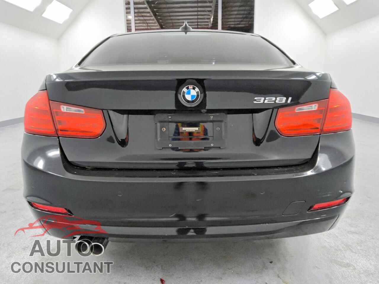 BMW 3 SERIES 2015 - WBA3C1C53FP116842