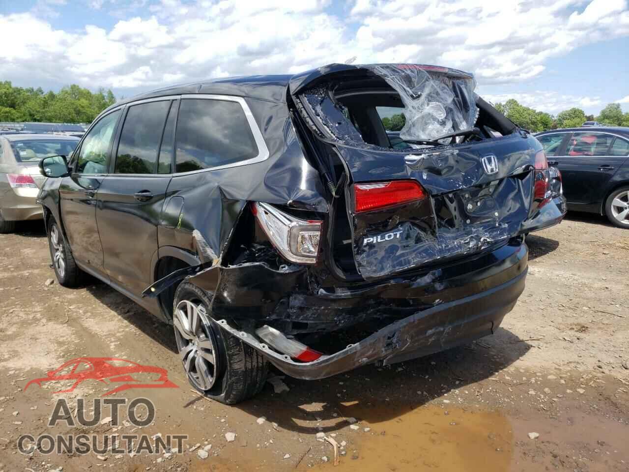 HONDA PILOT 2017 - 5FNYF6H51HB003801