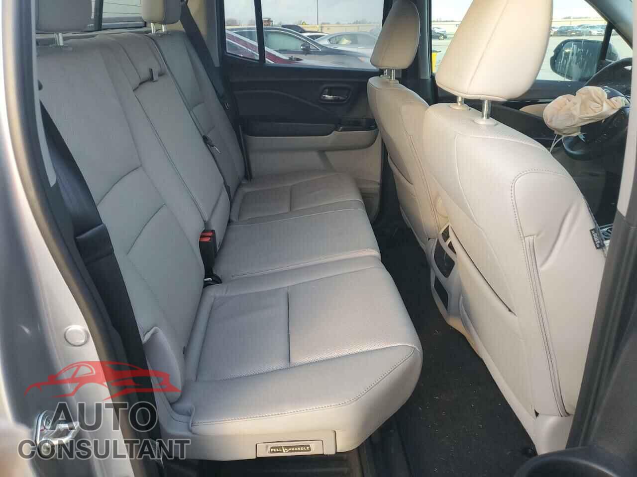 HONDA RIDGELINE 2017 - 5FPYK3F72HB039695