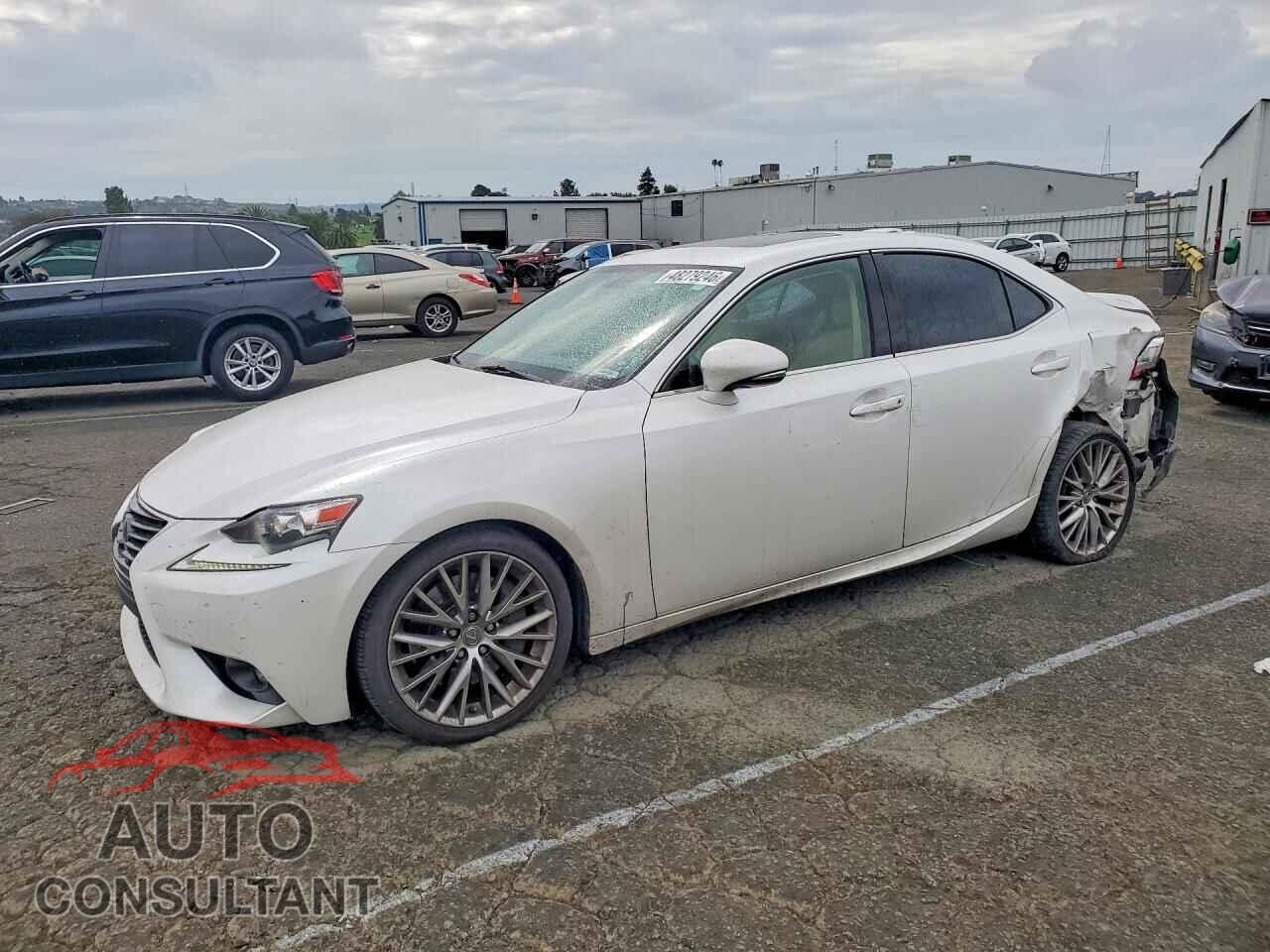 LEXUS IS 2016 - JTHBA1D24G5036857