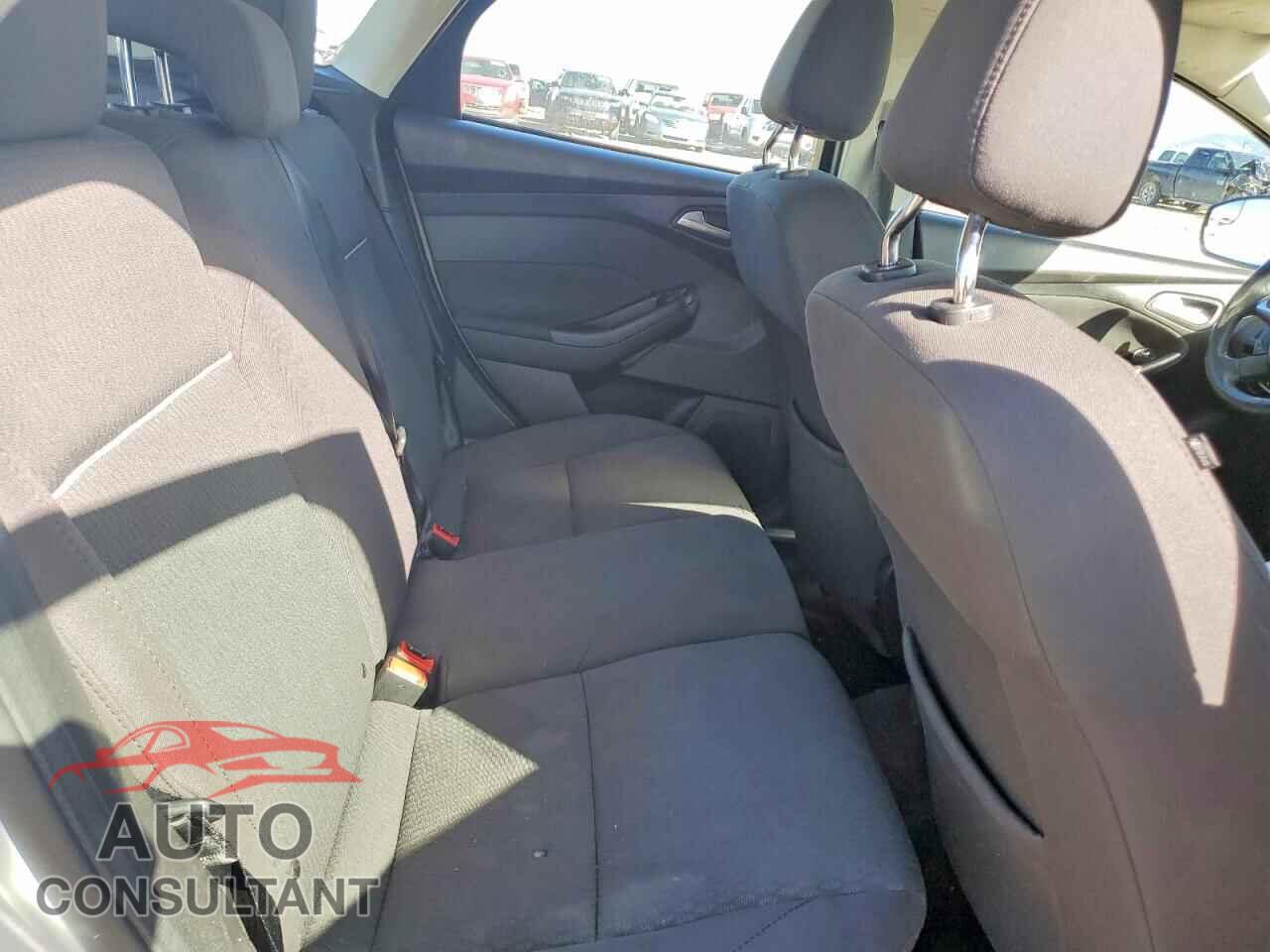FORD FOCUS 2012 - 1FAHP3M21CL362343