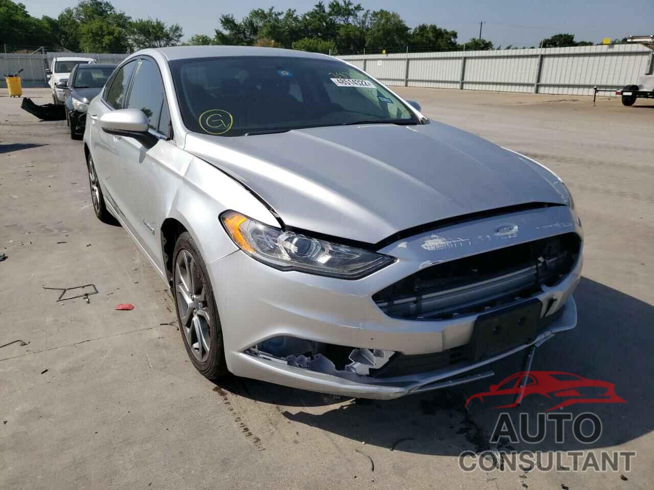 FORD FUSION 2017 - 3FA6P0LU4HR387240
