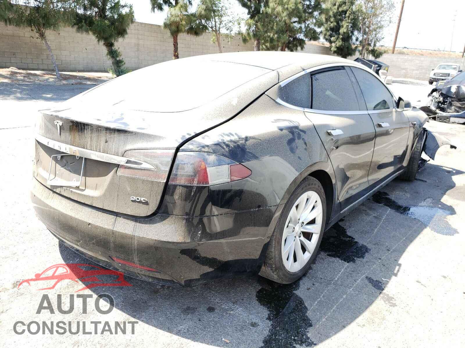 TESLA MODEL S 2017 - 5YJSA1E26HF203686