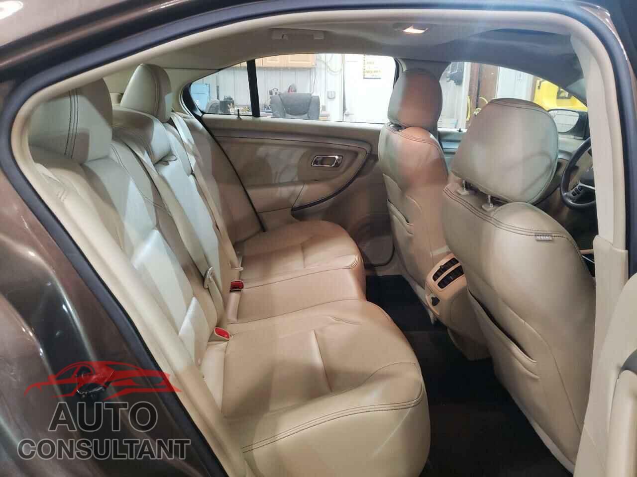 FORD TAURUS 2016 - 1FAHP2E89GG149040