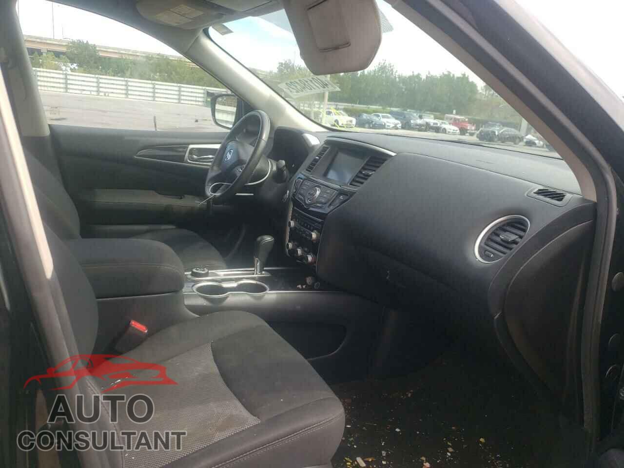 NISSAN PATHFINDER 2017 - 5N1DR2MM7HC665953