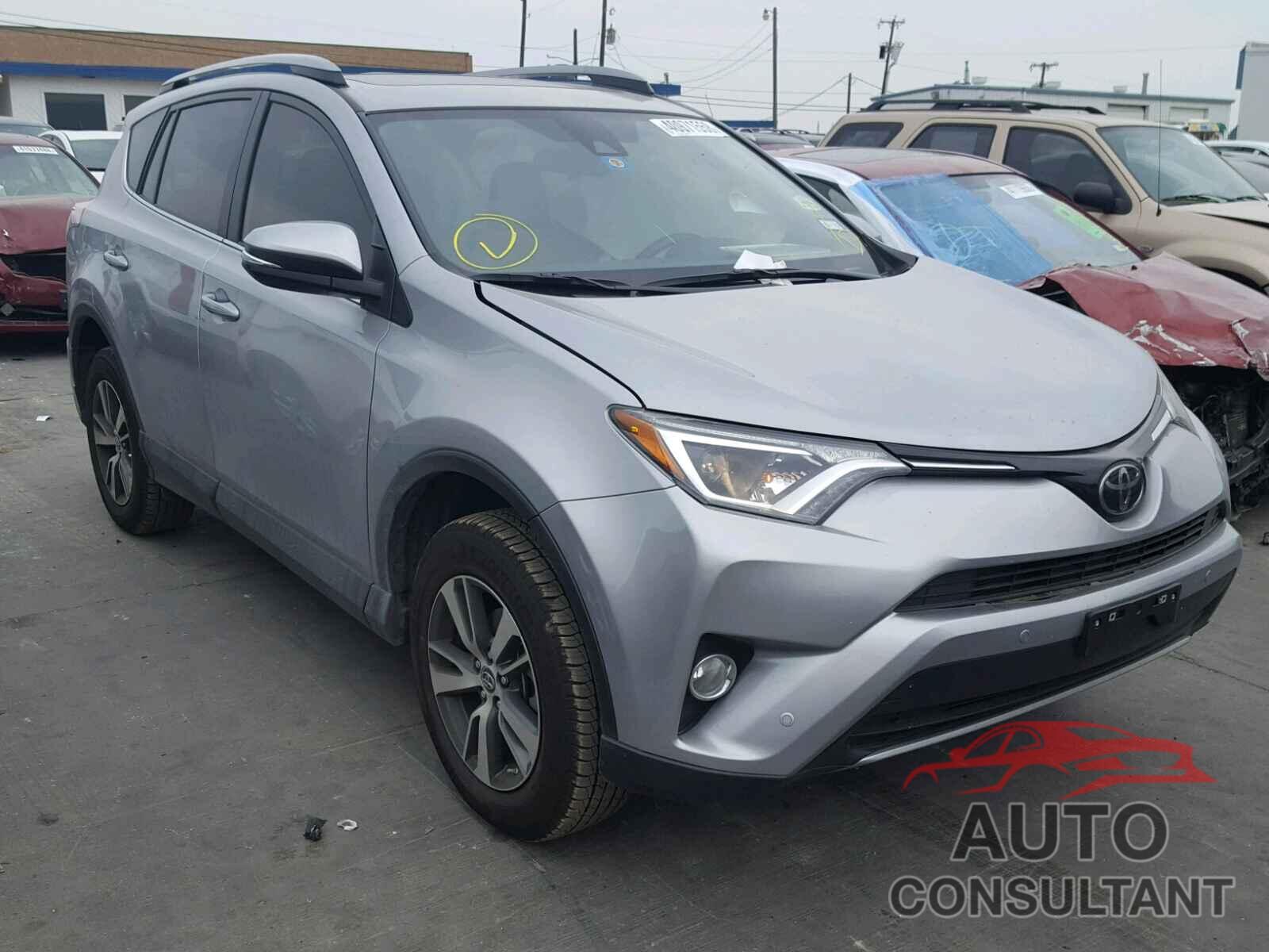 TOYOTA RAV4 XLE 2018 - JTMRFREV4JJ193103