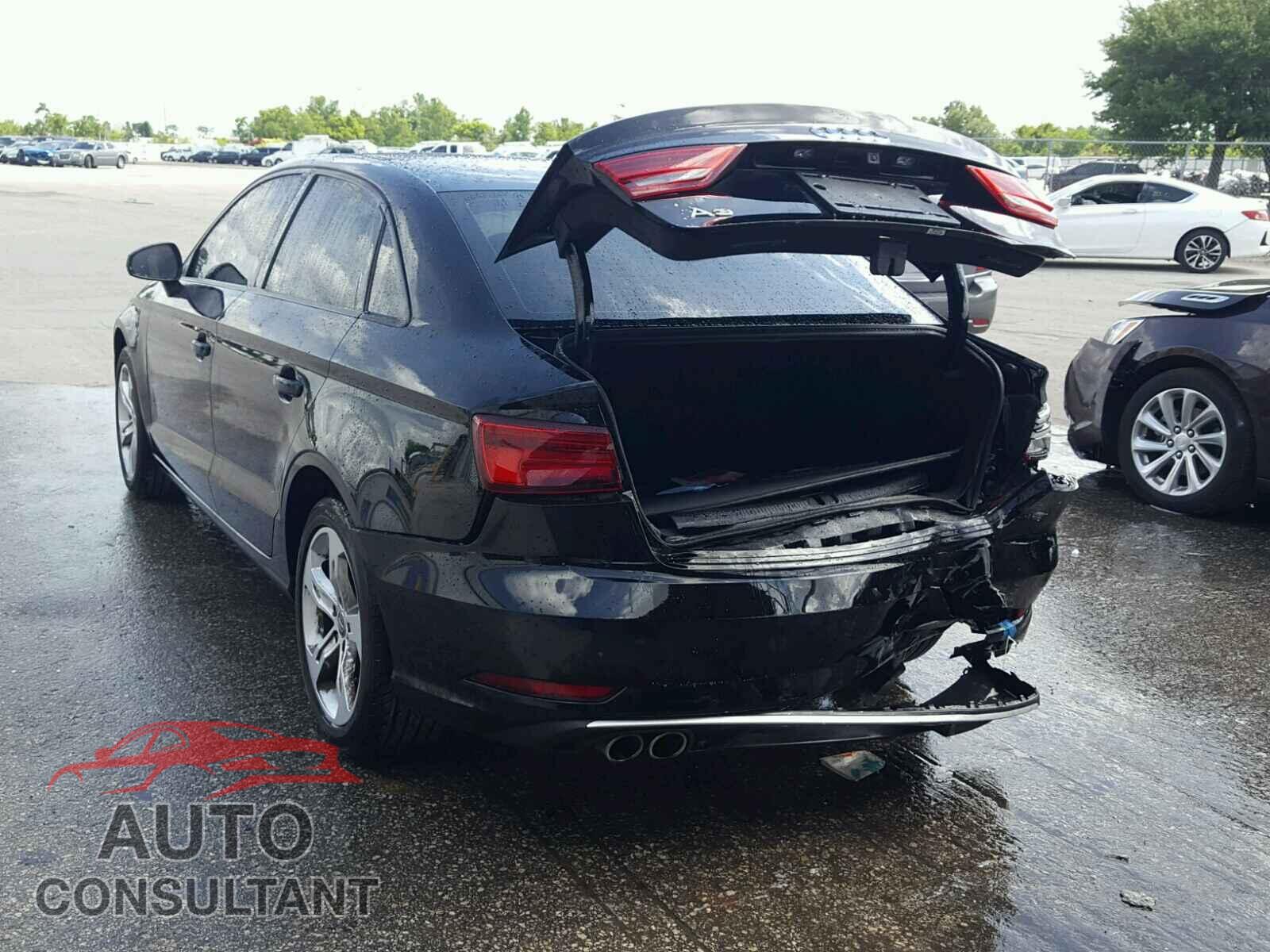 AUDI A3 2017 - WAUAUGFF2H1062192