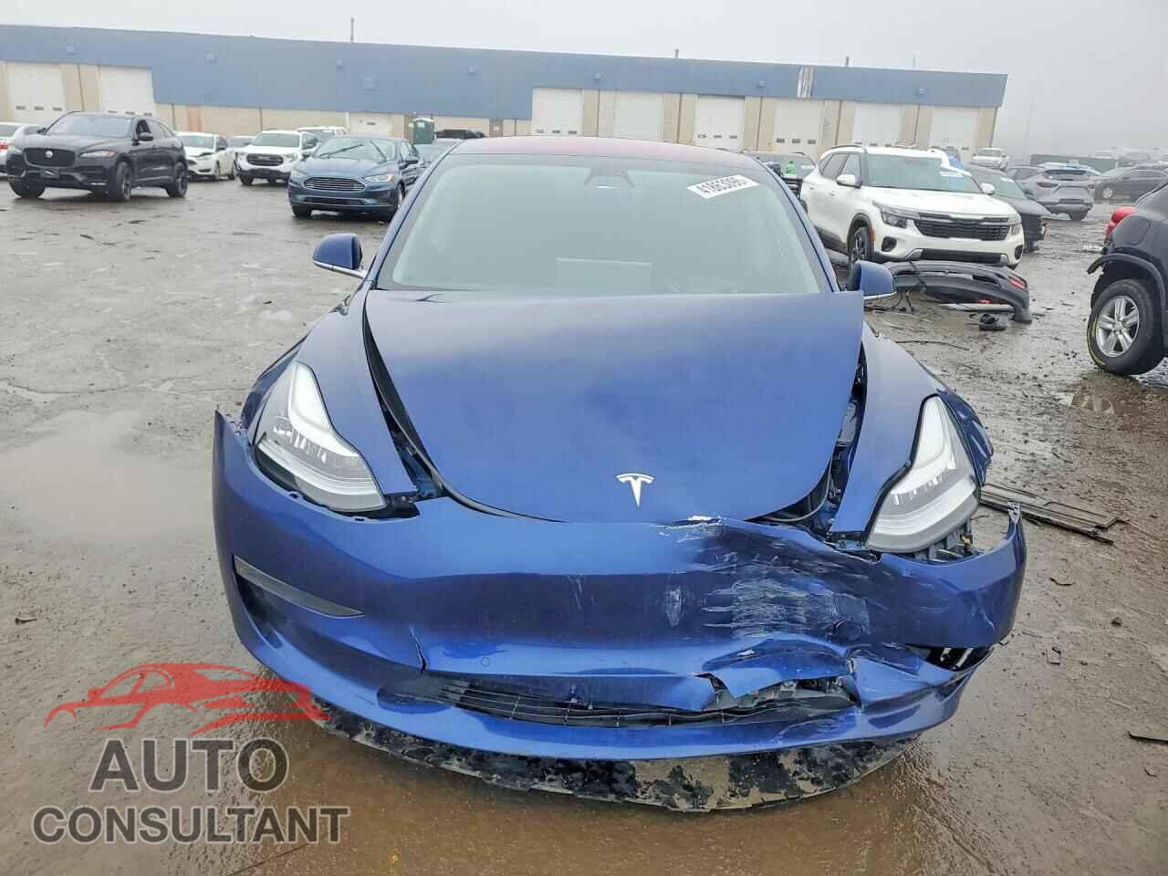 TESLA MODEL 3 2018 - 5YJ3E1EA5JF013111