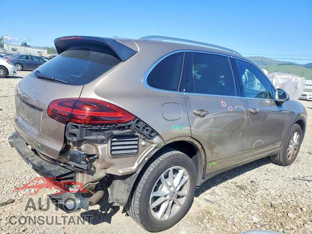 PORSCHE CAYENNE 2016 - WP1AA2A24GKA36817