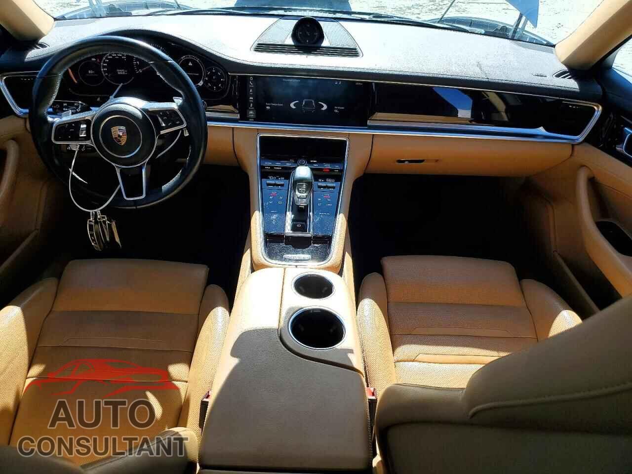 PORSCHE PANAMERA 2017 - WP0AA2A72HL100703