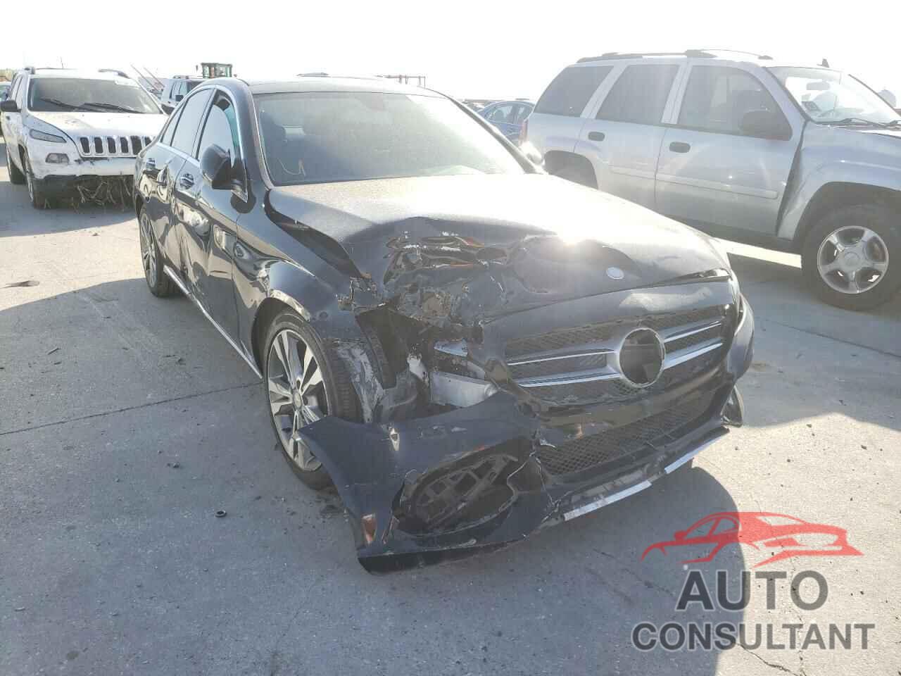 MERCEDES-BENZ C-CLASS 2016 - 55SWF4JB8GU102494