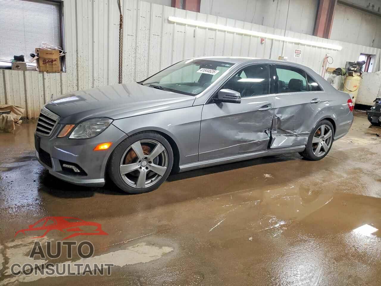 MERCEDES-BENZ E-CLASS 2011 - WDDHF8HB2BA486013