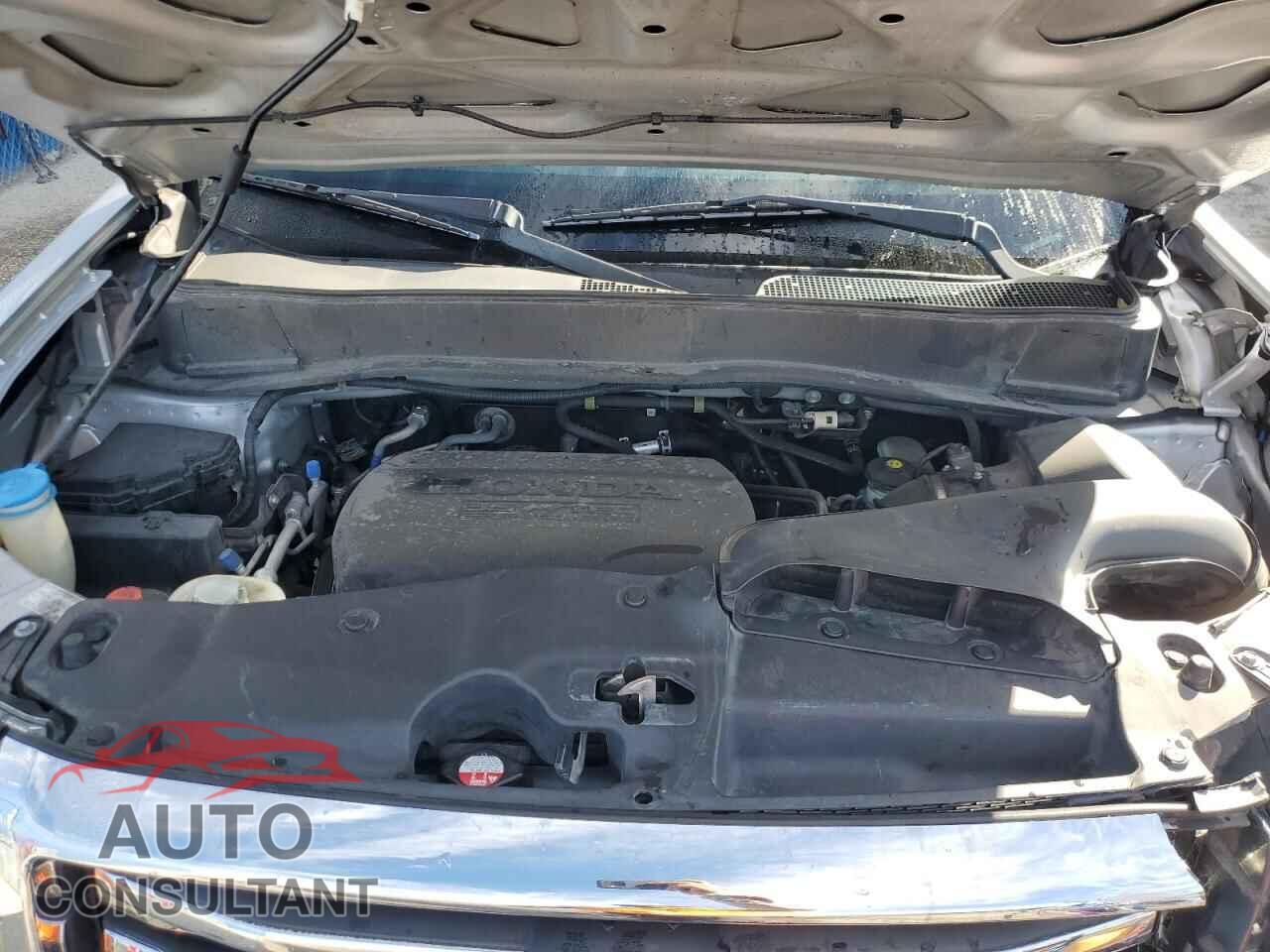 HONDA PILOT 2015 - 5FNYF4H74FB075076