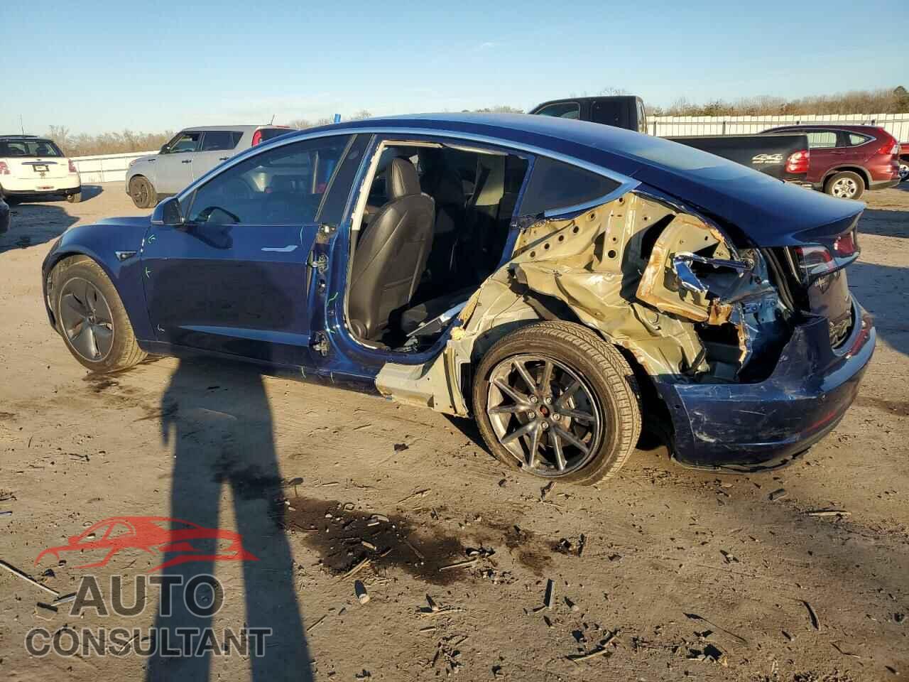 TESLA MODEL 3 2018 - 5YJ3E1EA2JF011820