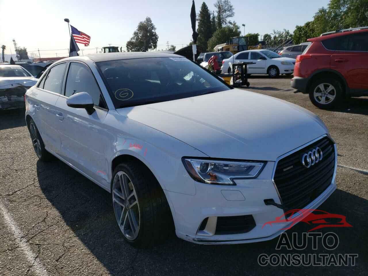 AUDI A3 2018 - WAUB8GFF7J1070741