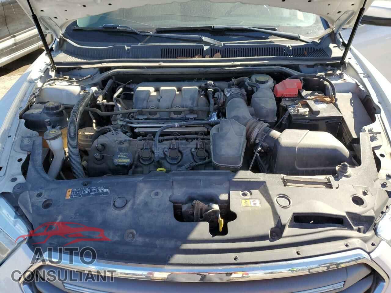 FORD TAURUS 2013 - 1FAHP2E80DG229600