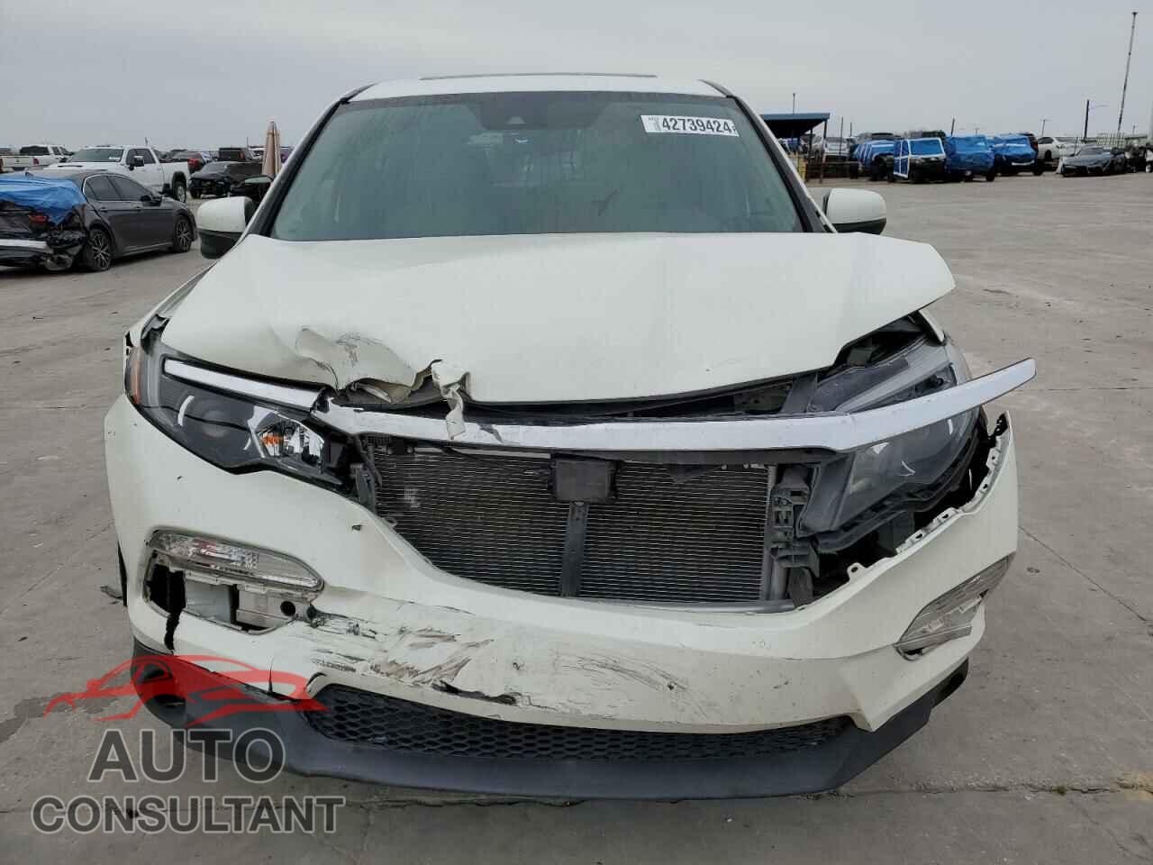 HONDA PILOT 2017 - 5FNYF5H6XHB025797