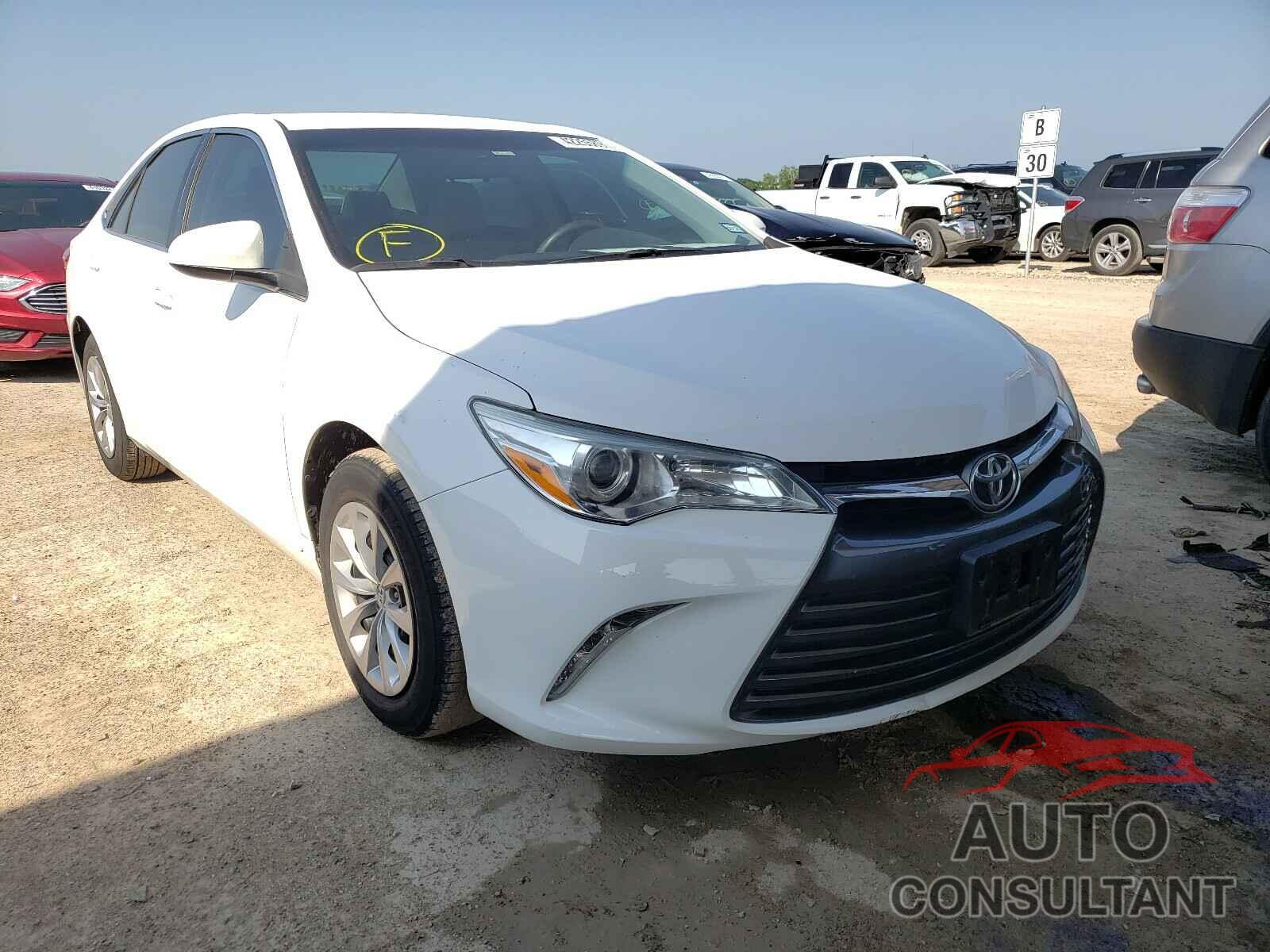 TOYOTA CAMRY 2016 - 4T4BF1FK7GR540729
