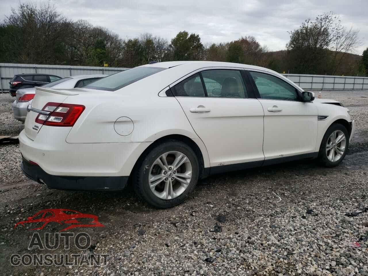 FORD TAURUS 2016 - 1FAHP2E80GG131106