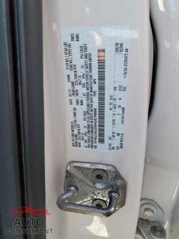 FORD ESCAPE 2017 - 1FMCU9JD9HUE76898