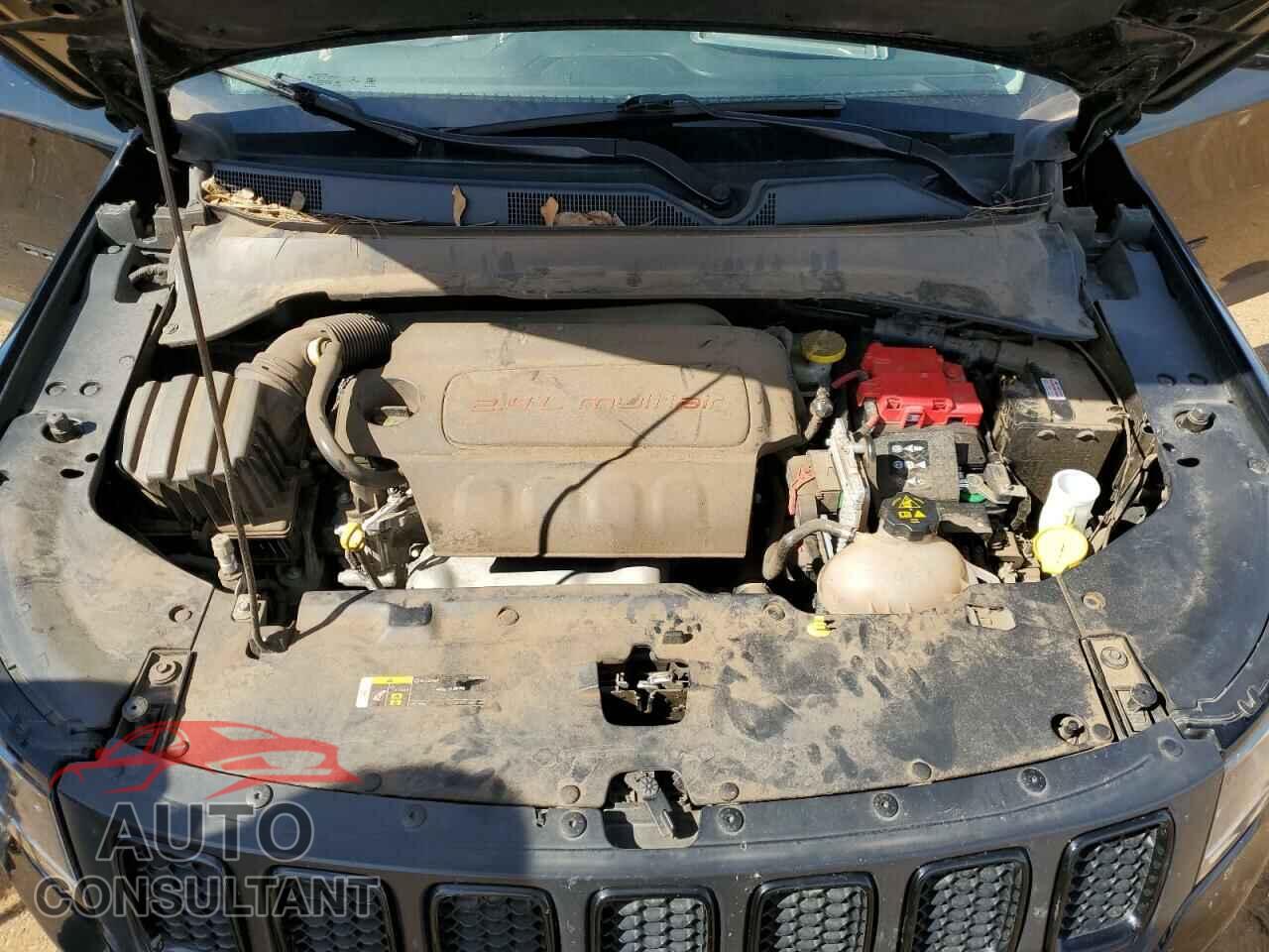 JEEP COMPASS 2019 - 3C4NJDBB4KT712123