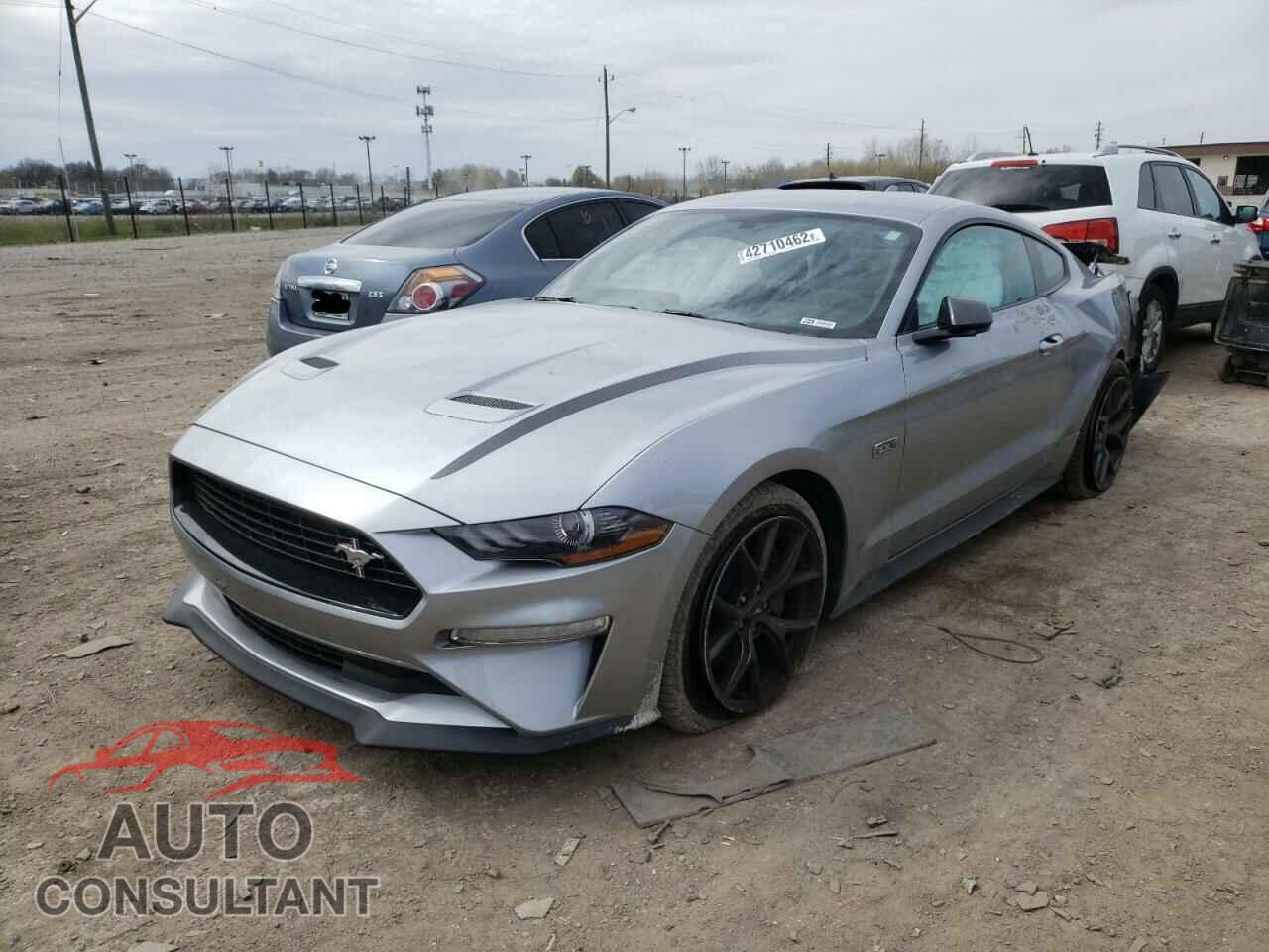 FORD MUSTANG 2020 - 1FA6P8TDXL5175629
