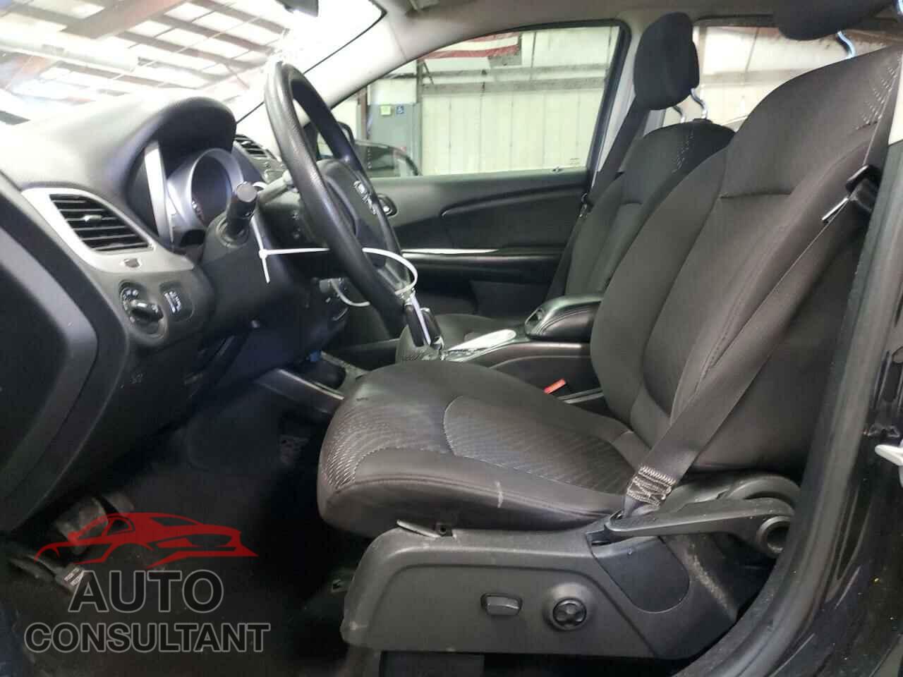 DODGE JOURNEY 2017 - 3C4PDCBG3HT519038