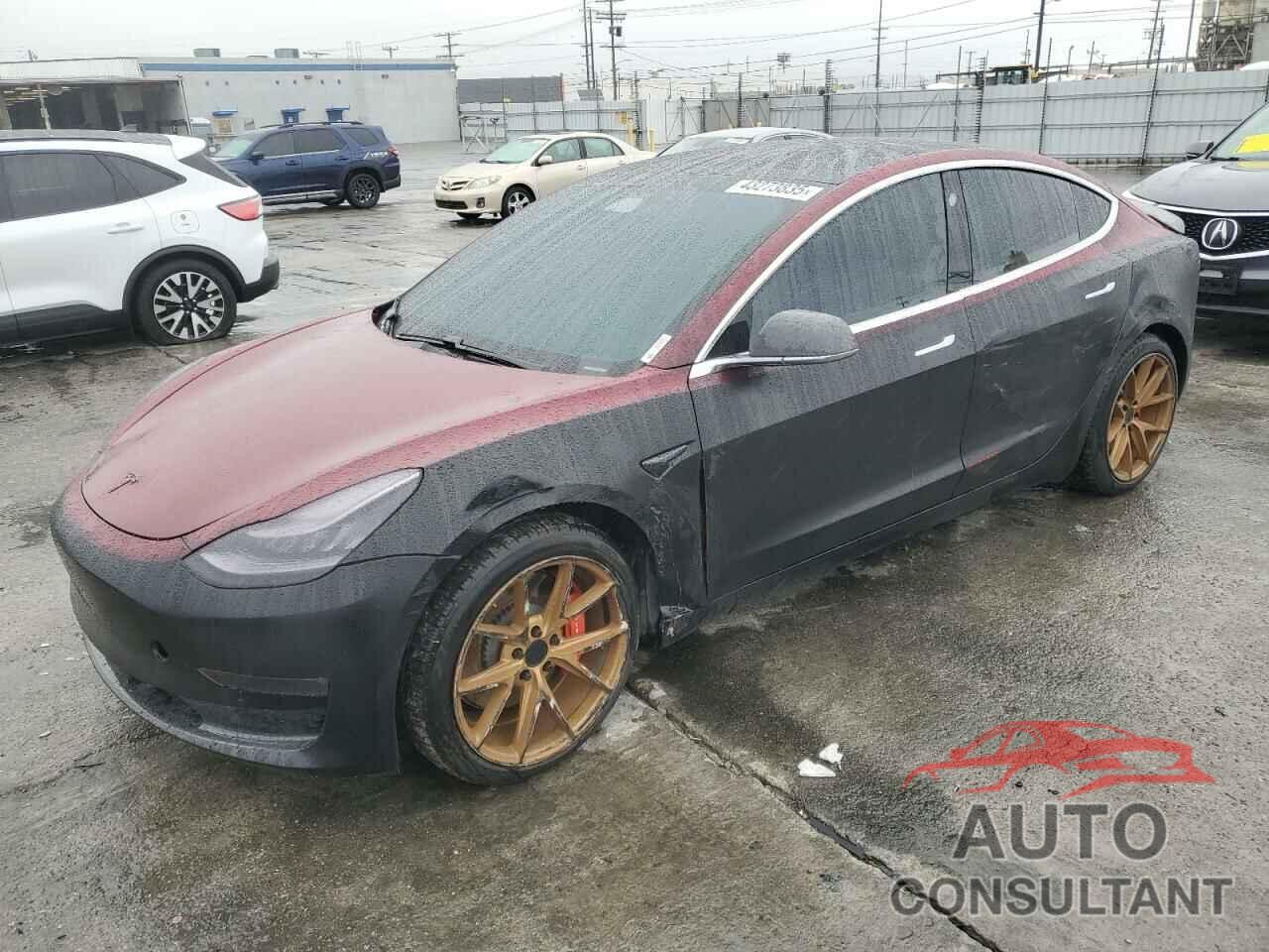 TESLA MODEL 3 2019 - 5YJ3E1EB8KF477603