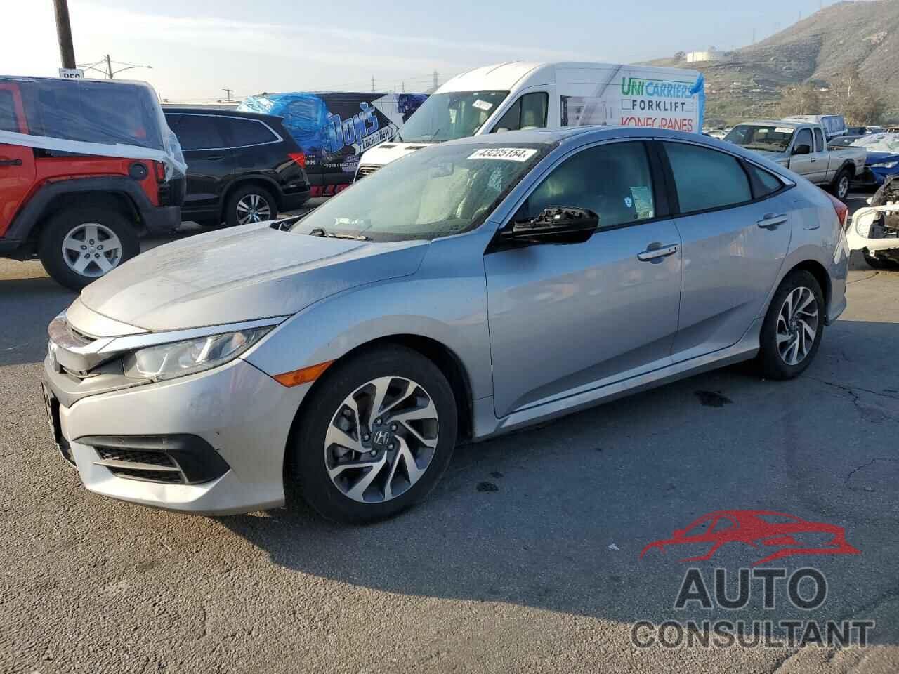 HONDA CIVIC 2018 - 2HGFC2F77JH514041