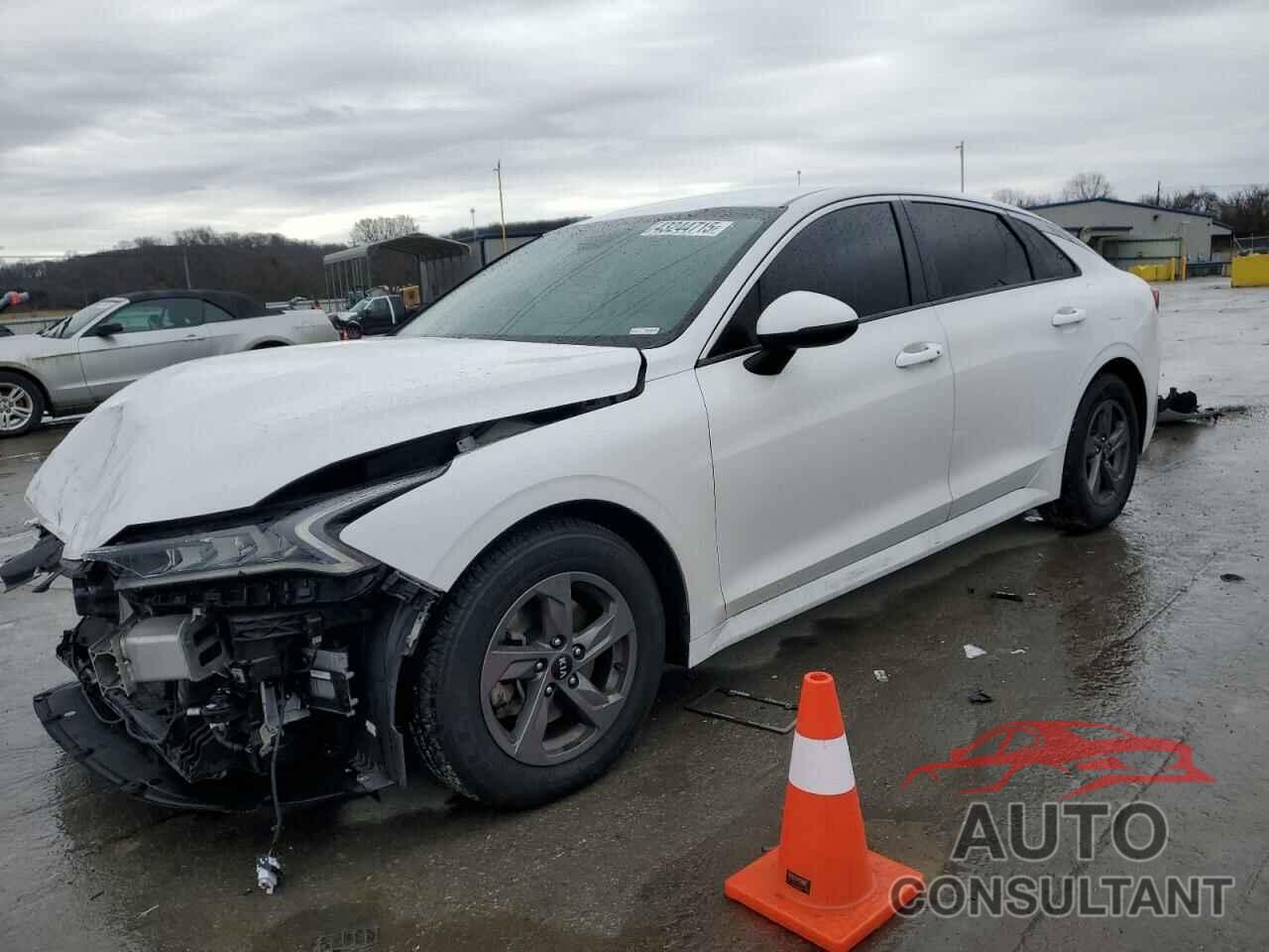 KIA K5 2021 - 5XXG14J22MG019995