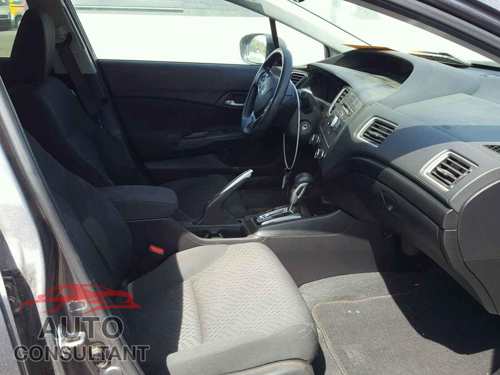 HONDA CIVIC LX 2015 - 2HGFB2F55FH521675