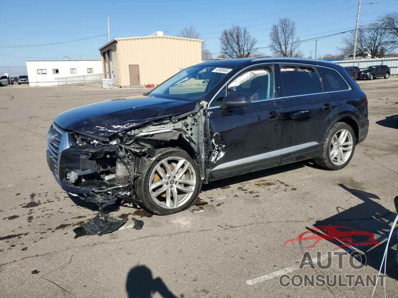 AUDI Q7 2018 - WA1VAAF74JD046285