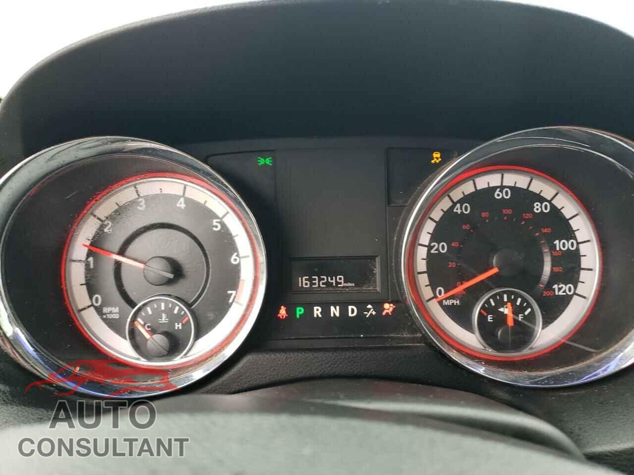DODGE CARAVAN 2011 - 2D4RN3DG4BR626325