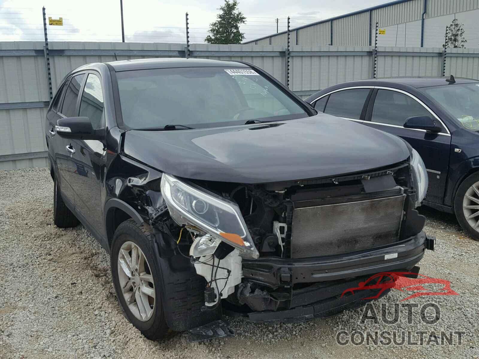 KIA SORENTO LX 2015 - 5XYKT3A6XFG619728