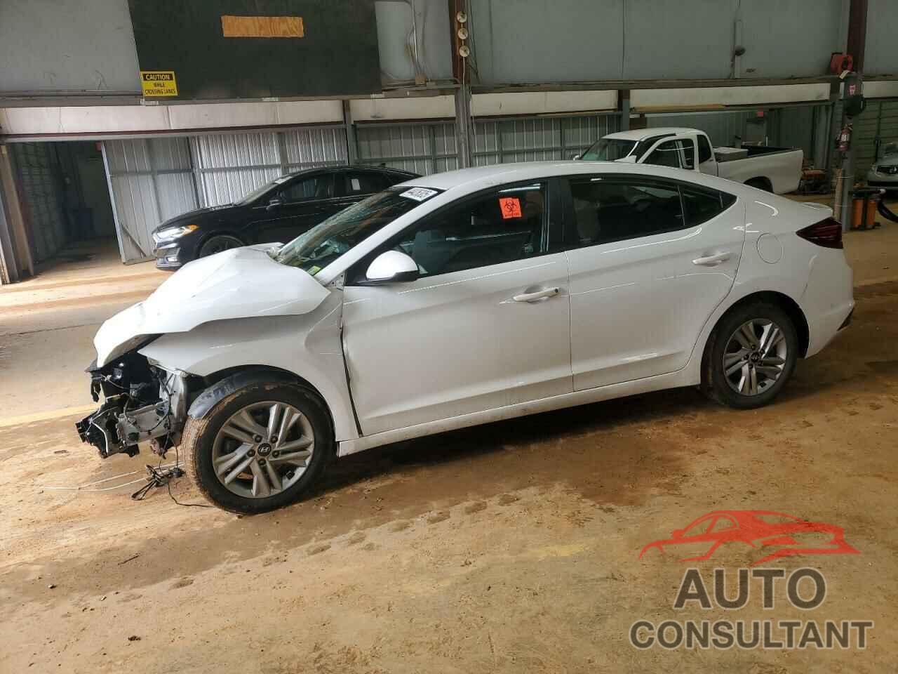 HYUNDAI ELANTRA 2020 - 5NPD84LF9LH558034
