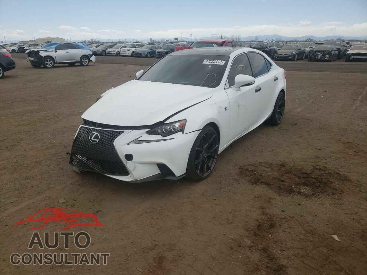 LEXUS IS 2015 - JTHCF1D21F5028638