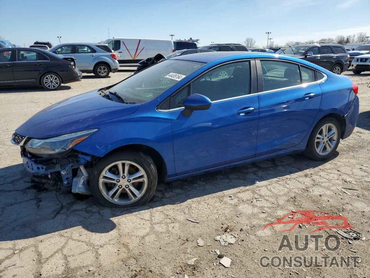 CHEVROLET CRUZE 2018 - 1G1BE5SM4J7134437