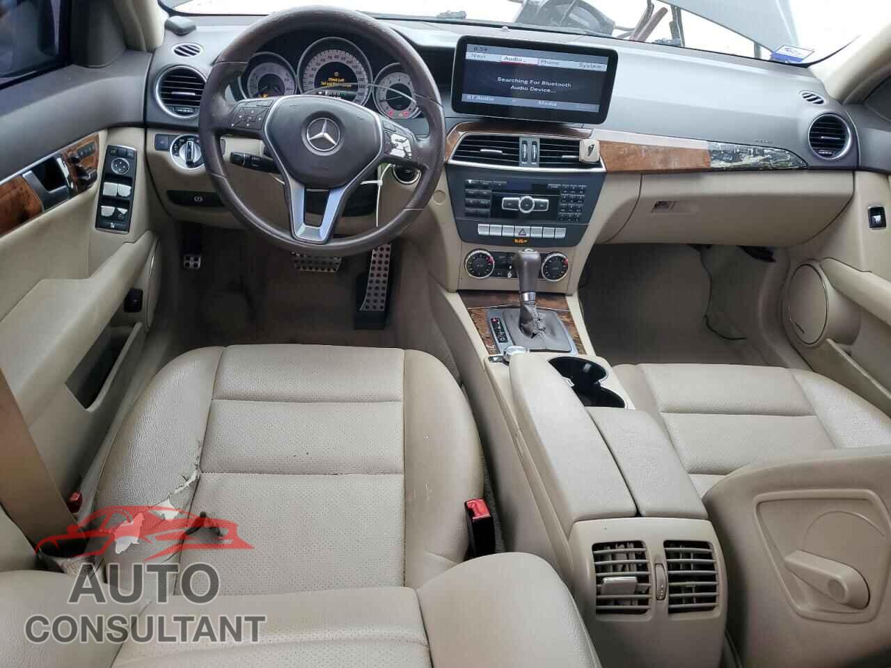 MERCEDES-BENZ C-CLASS 2013 - WDDGF4HB4DR261889