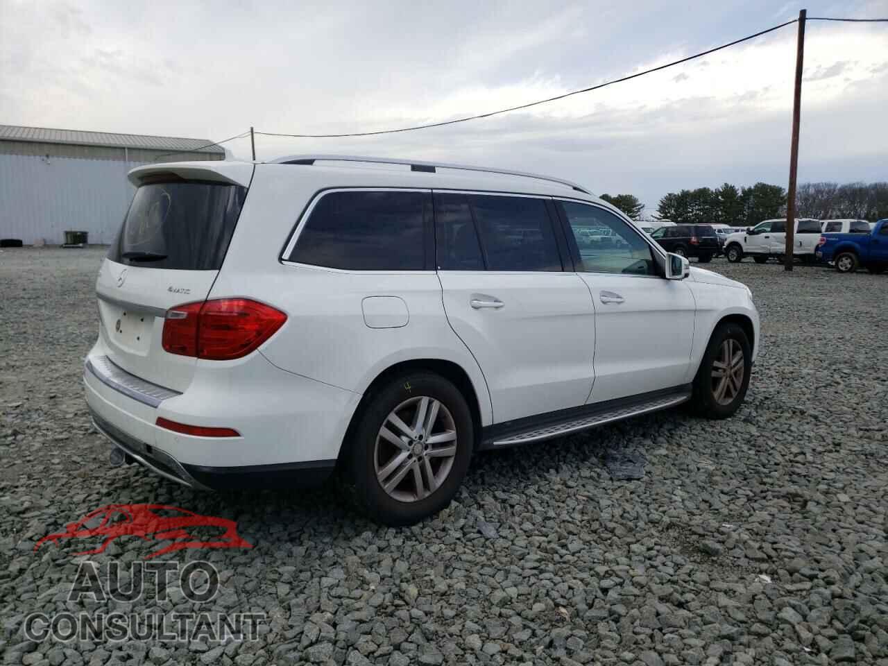 MERCEDES-BENZ GL-CLASS 2015 - 4JGDF6EE2FA513806