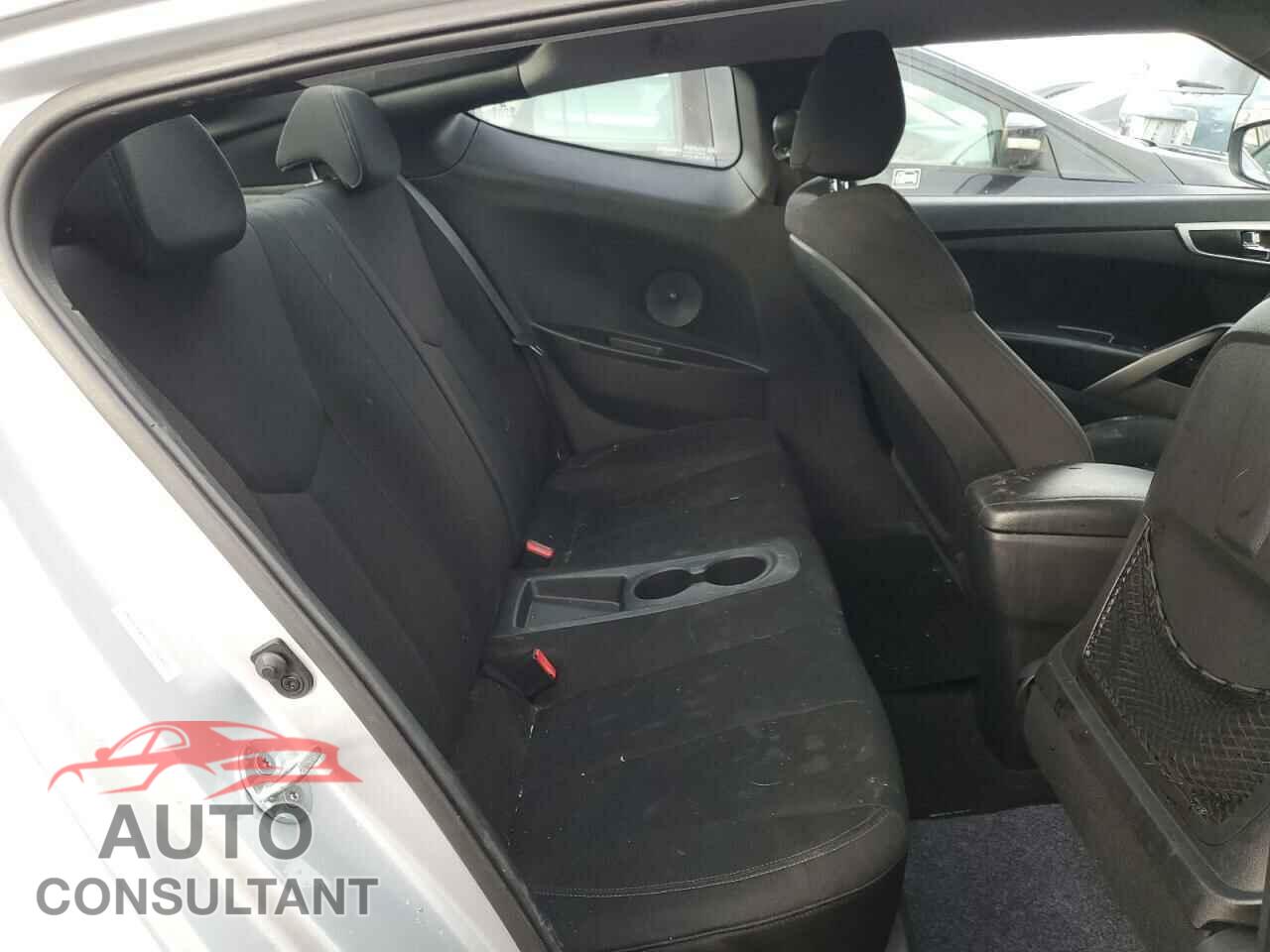 HYUNDAI VELOSTER 2013 - KMHTC6AD2DU124905