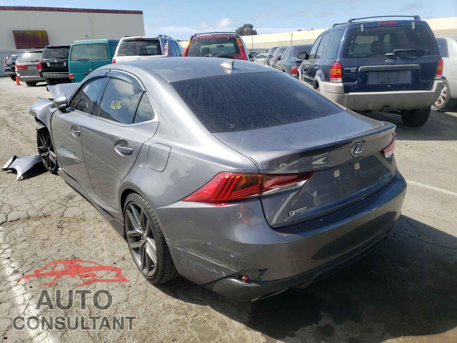 LEXUS IS 2017 - JTHBE1D2XH5030325