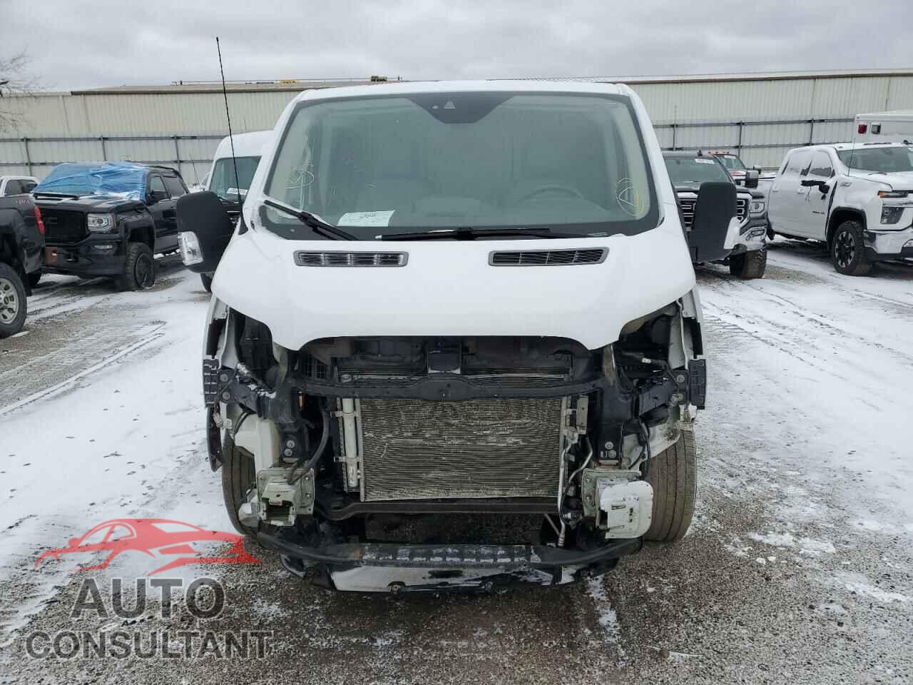 FORD TRANSIT 2018 - 1FTYR1YM2JKA18124