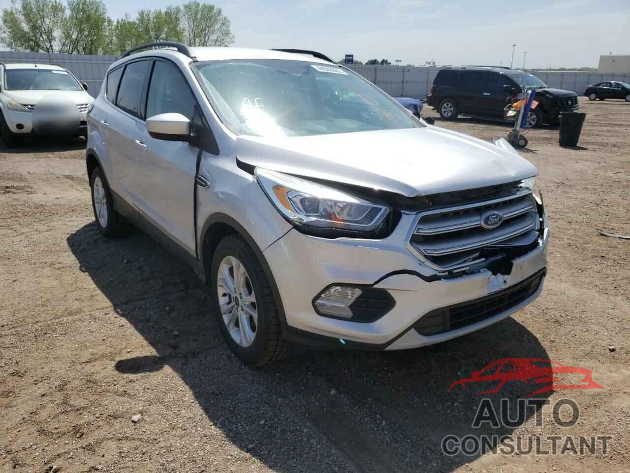 FORD ESCAPE 2017 - 1FMCU0GD3HUC93841
