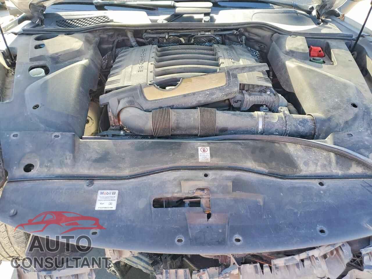 PORSCHE CAYENNE 2017 - WP1AA2A28HKA87626