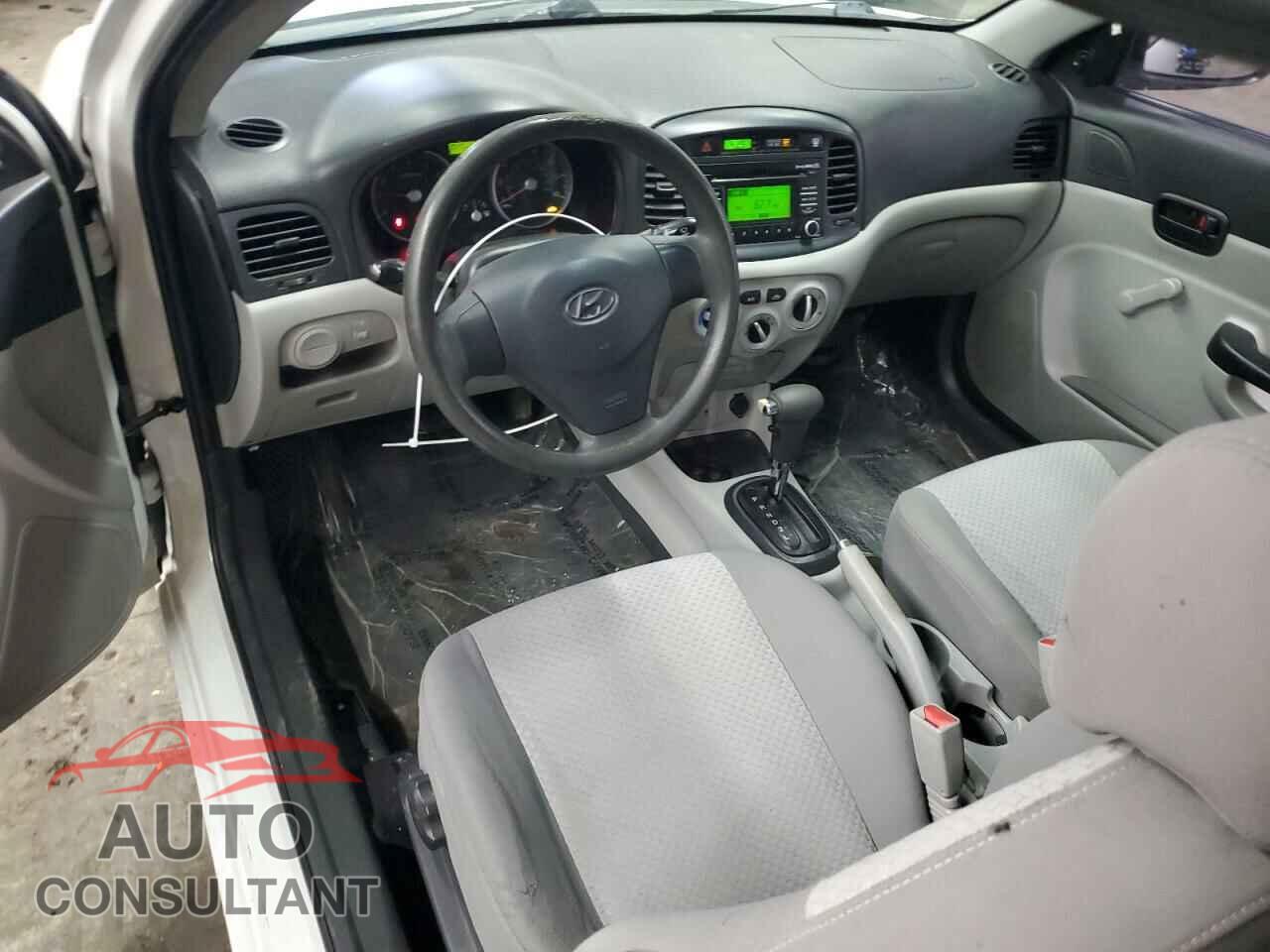 HYUNDAI ACCENT 2009 - KMHCM36C09U112061