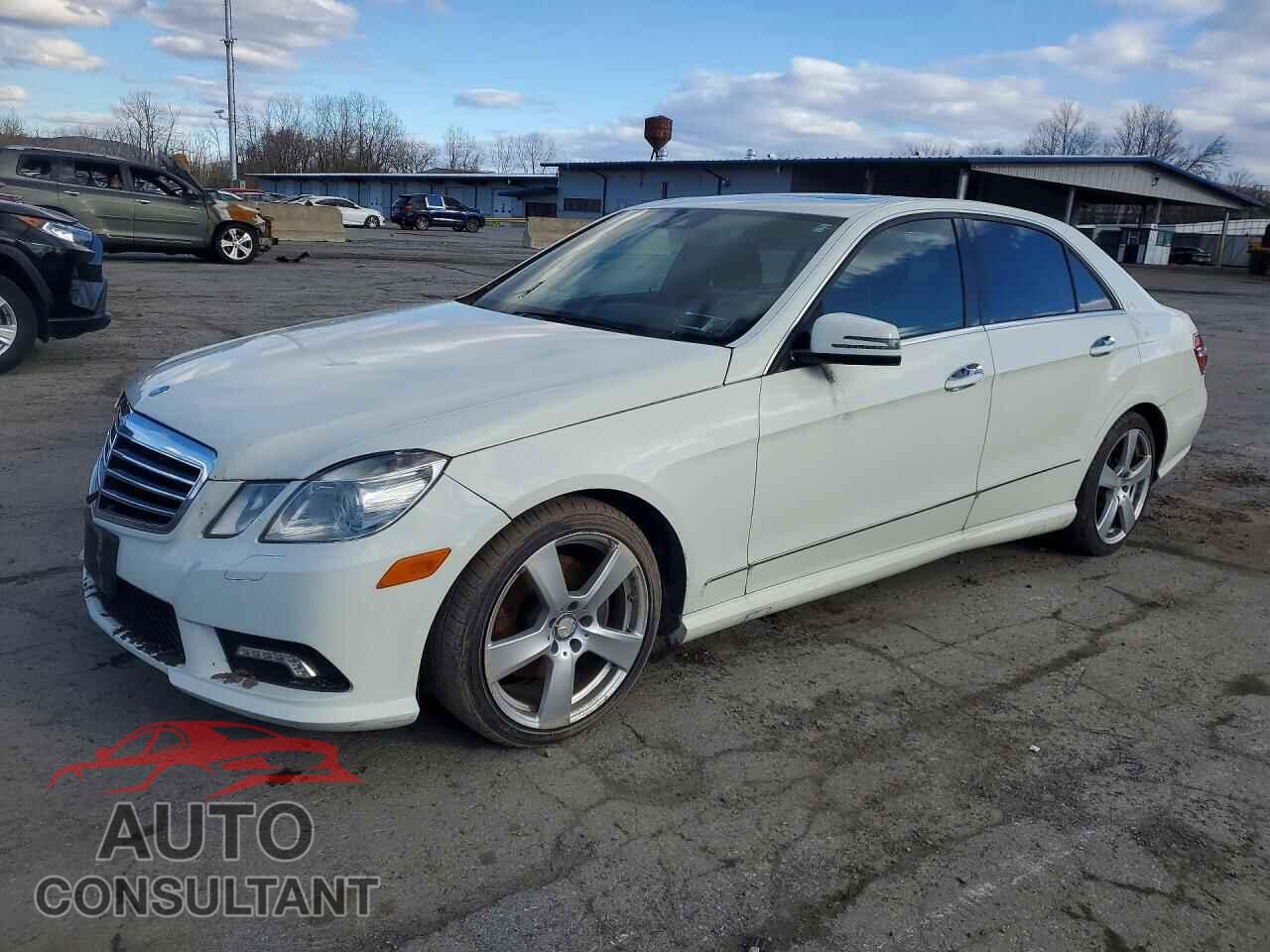 MERCEDES-BENZ E-CLASS 2011 - WDDHF8HB2BA378068