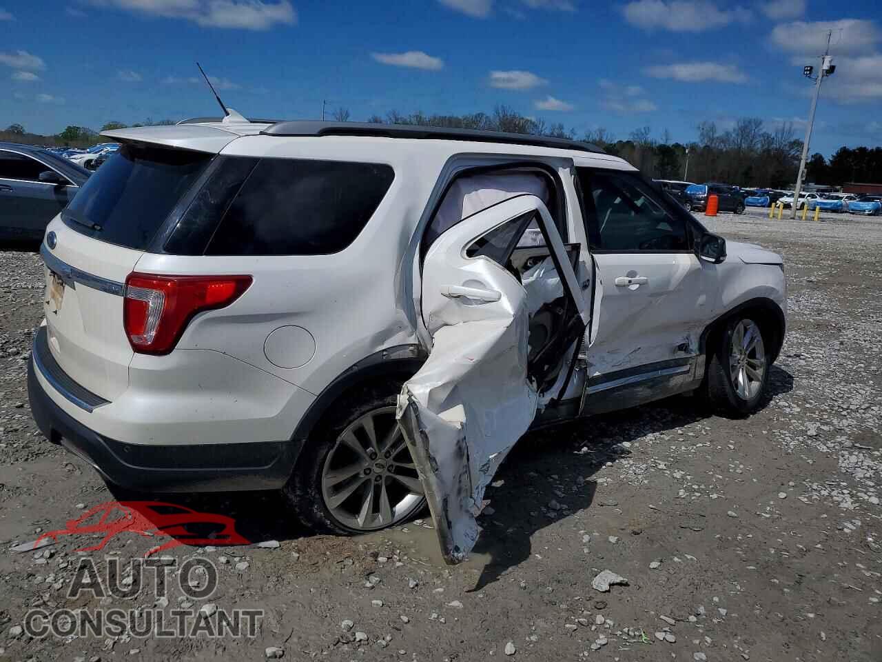 FORD EXPLORER 2018 - 1FM5K7D87JGA23319