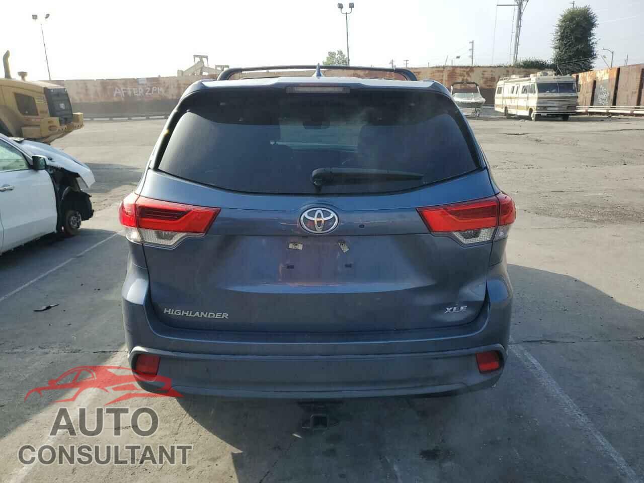 TOYOTA HIGHLANDER 2019 - 5TDKZRFH3KS289794